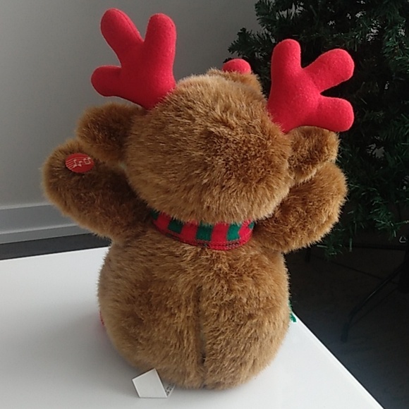 Lights Up Musical Moose Plays 8 Timeless Christmas Holiday Songs - Picture 4 of 5